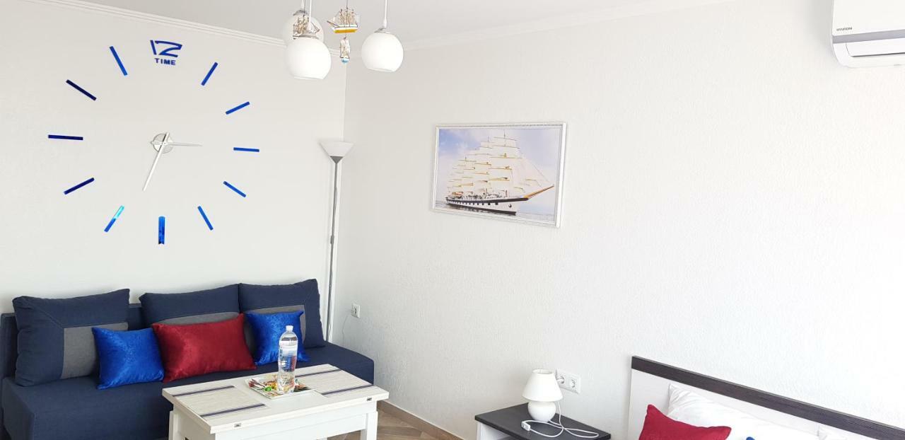7 DAYS Apartments Апартаменты в Затоке Затока Экстерьер фото